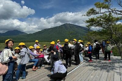 男体山の前で